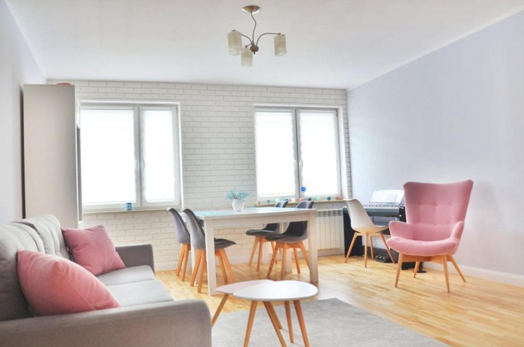 Apartament Promyczek Hajnówka Buitenkant foto